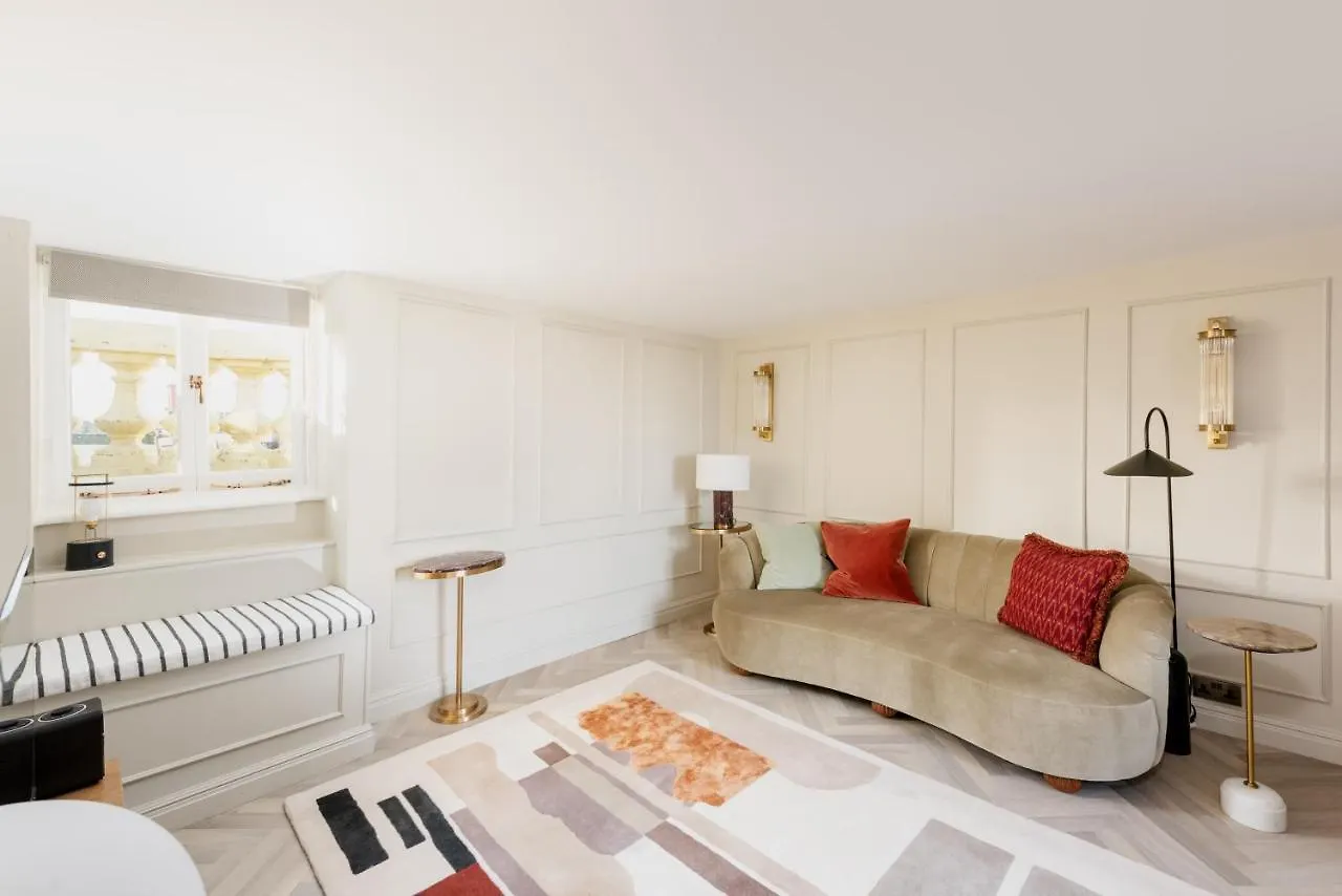 Sky View Double Bed Apartment In Brighton And Hove By Myholidaylet 0*,  영국